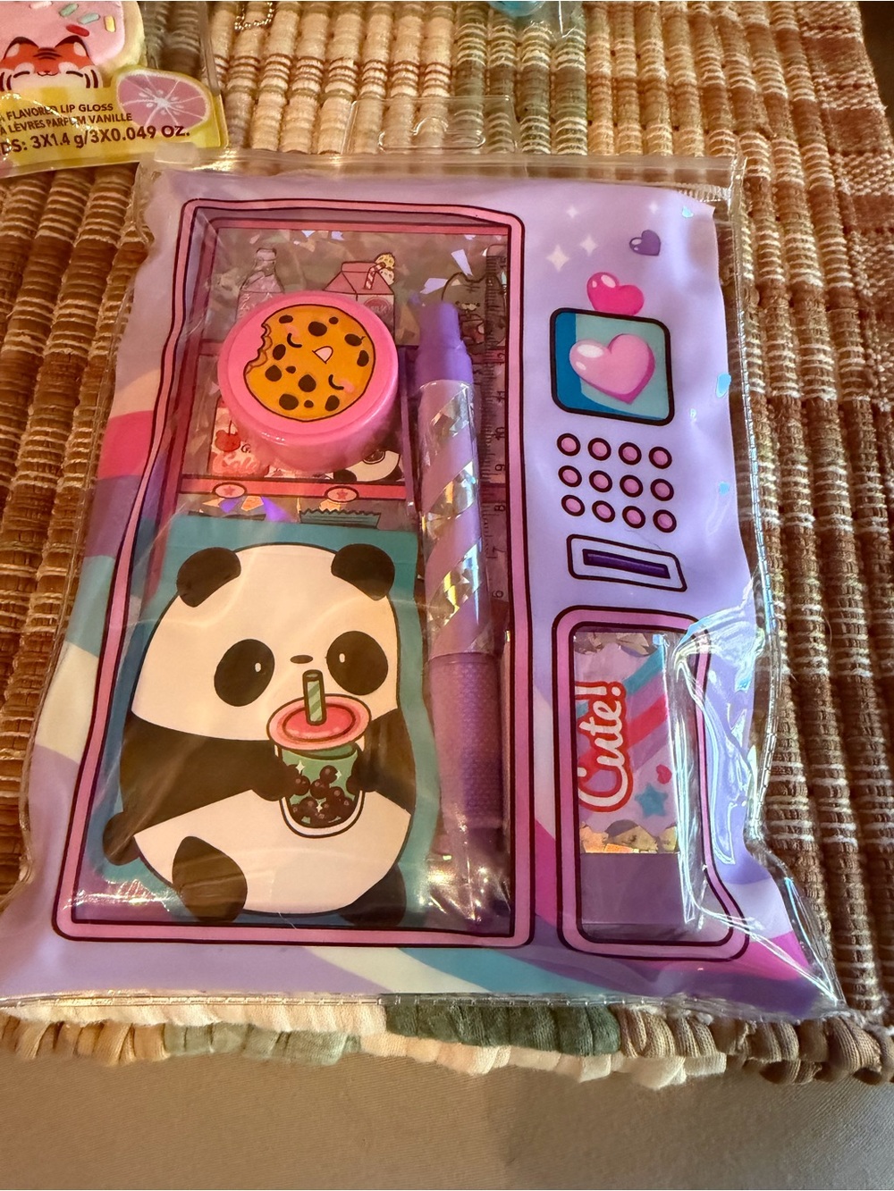 Claire’s Plush Panda Journal & Stationary Bundle - Picture 3 of 11